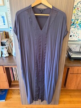 Universal Standard Kaftan Minimalist V-Neck in Charcoal Blue Grey